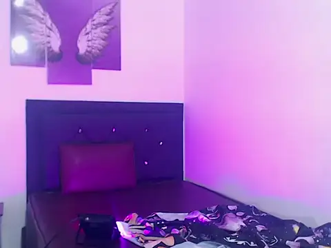 lilithnyx333 online show from April 2026 01:47:01 AM