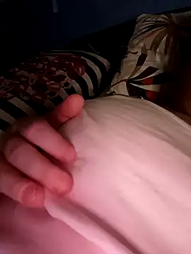 poussychats online show from January 2025 08:04:01 PM