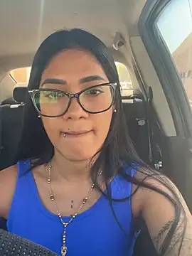 maya  fox online show from January 2025 05:47:02 PM