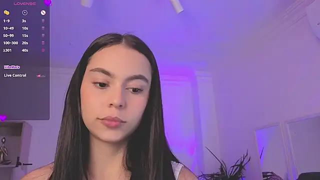 Aleejaa   online show from April 2026 11:38:02 AM