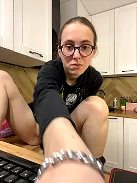 MartiniiSelenna online show from October 2025 06:14:02 AM