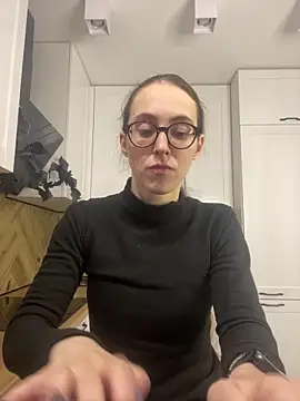 MartiniiSelenna online show from November 2025 06:37:02 AM