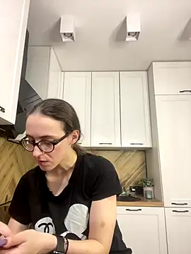 MartiniiSelenna online show from November 2025 06:46:01 AM