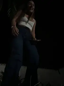 Snapshot of Rose-euphoria chatting on January 2025 02:31:02 AM Rose-euphoria online show from January 2025 02:31:02 AM