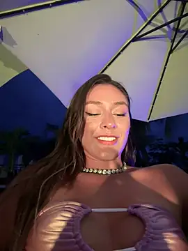 Snapshot of Rose-euphoria chatting on March 2025 11:26:01 PM Rose-euphoria online show from March 2025 11:26:01 PM