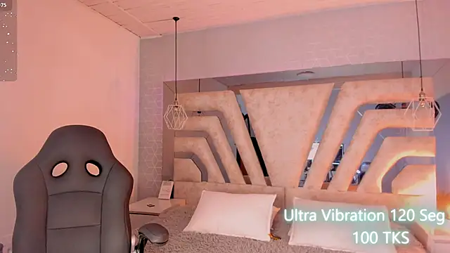 AngelineHeet online show from September 2025 03:32:02 AM