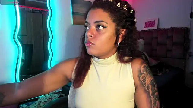 ladyrd1 online show from January 2025 08:00:01 AM