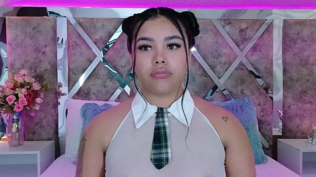 MarianaGarciaa   online show from October 2025 07:34:02 PM