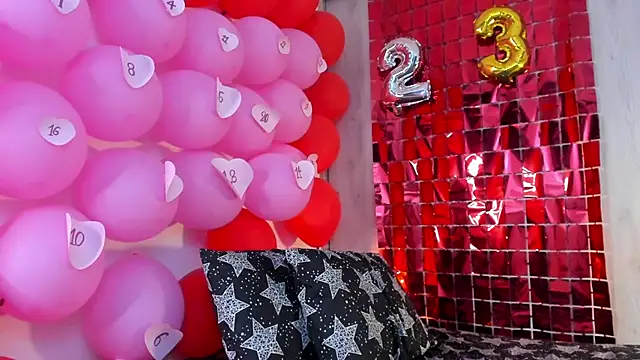 lovely kitt online show from February 2025 11:09:02 PM