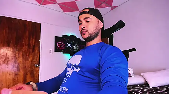 Sebas-hott online show from December 2024 03:40:02 AM