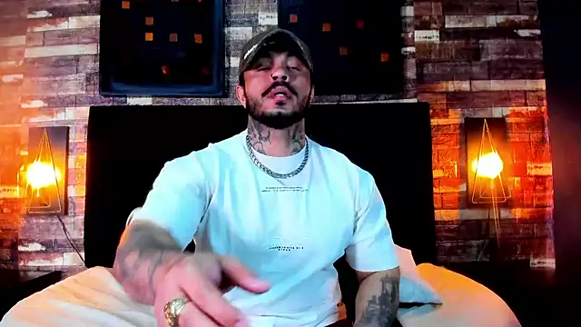 Van Velckan online show from December 2024 04:15:02 AM