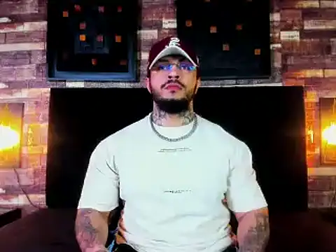 Van Velckan online show from February 2025 04:53:01 AM