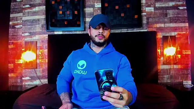 Van Velckan online show from February 2025 03:29:02 AM