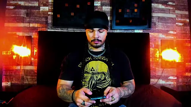 Van Velckan online show from March 2025 05:42:02 AM