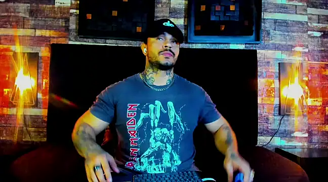 Van Velckan online show from March 2025 04:57:02 AM