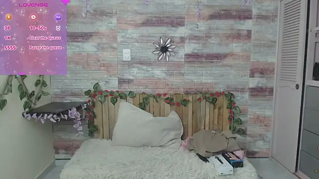 Lucy joi online show from January 2025 07:10:02 AM