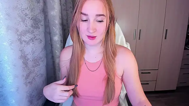 Snapshot of KeiraNight chatting on December 2024 02:42:02 PM KeiraNight online show from December 2024 02:42:02 PM