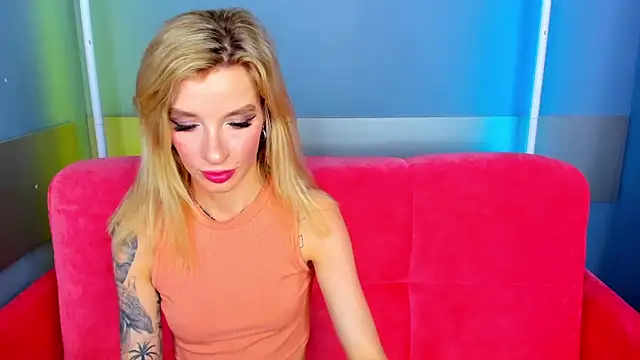 AlinaLovelyX online show from April 2026 01:25:01 AM