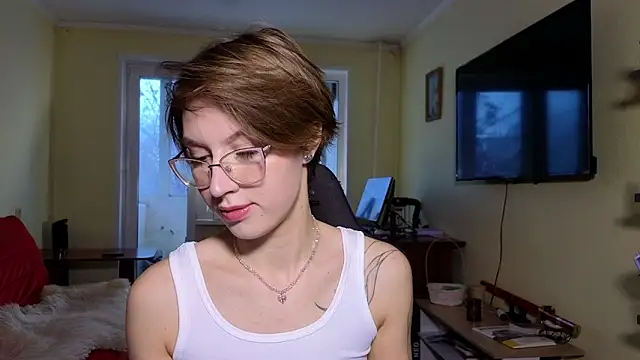 MalvinaBlum online show from November 2025 02:00:01 AM