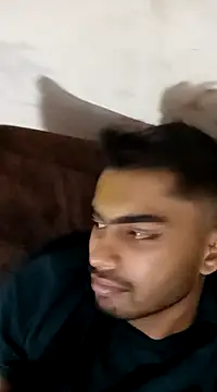 aditya2004  online show from December 2024 04:14:01 PM