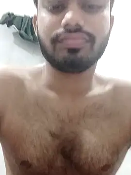 aditya2004  online show from September 2025 07:03:02 AM