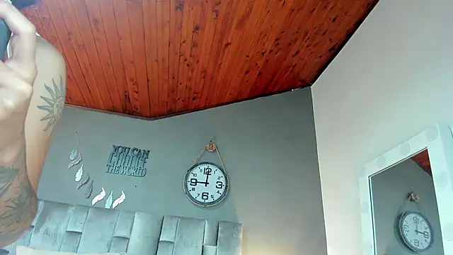 alaia-rogers online show from January 2025 11:33:02 AM