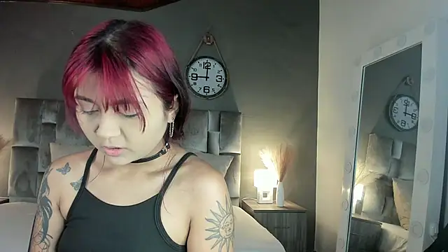 alaia-rogers online show from January 2025 11:35:01 AM