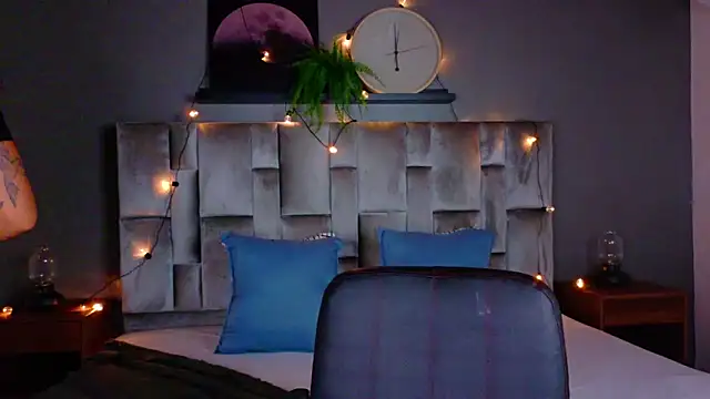 alaia-rogers online show from September 2025 11:54:01 AM