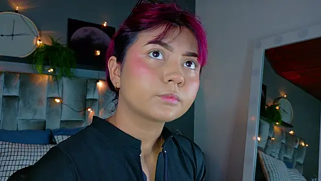 alaia-rogers online show from September 2025 11:37:02 AM