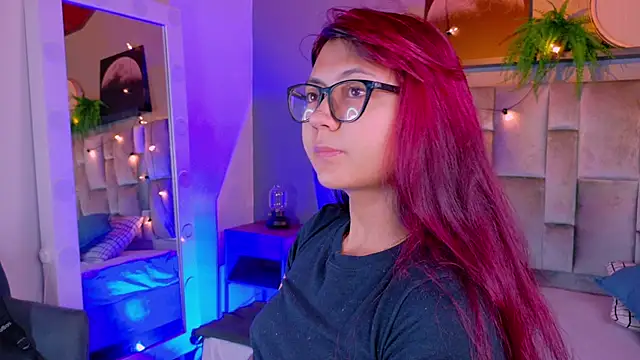 alaia-rogers online show from October 2025 11:43:01 AM