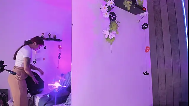 alaia-rogers online show from October 2025 11:47:02 AM