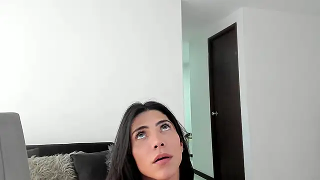 angelturned001 online show from March 2025 09:56:01 PM