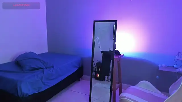 Yelena03 online show from March 2025 01:49:01 AM