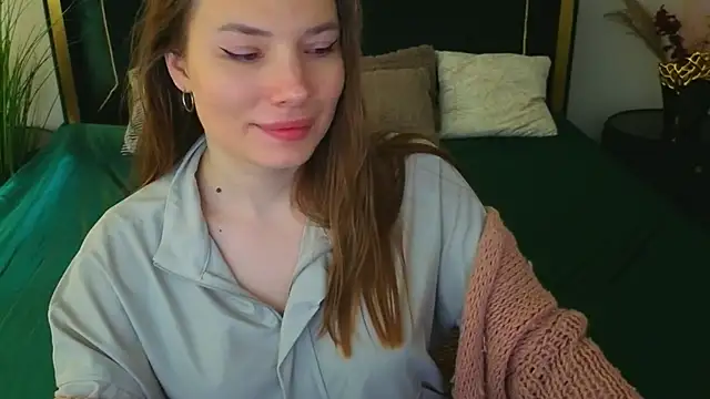 IceDanielles online show from April 2026 01:05:02 PM