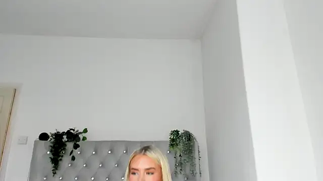 Alexia-Lee online show from January 2025 03:16:01 PM