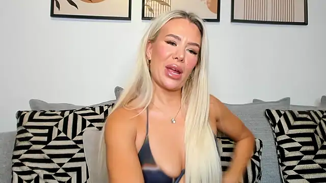 Alexia-Lee online show from January 2026 09:42:01 PM