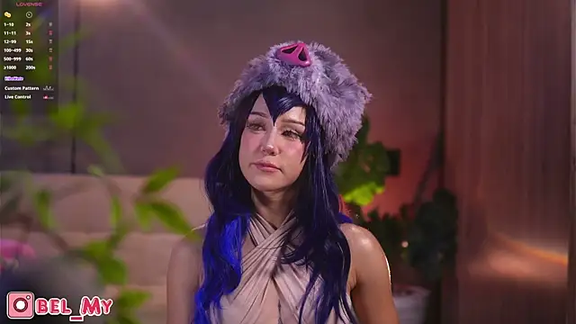 Bella-Franco online show from September 2025 05:36:01 PM