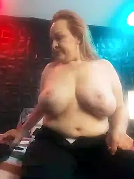 Snapshot of Wife_sexxx chatting on December 2024 01:12:01 PM Wife sexxx online show from December 2024 01:12:01 PM