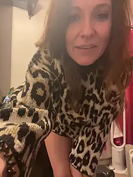 Lwhite1 online show from March 2025 04:46:01 PM