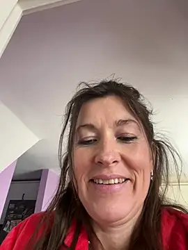 Lwhite1 online show from April 2026 04:01:01 PM