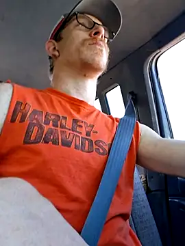 REDHAMMER  online show from April 2026 02:58:02 PM