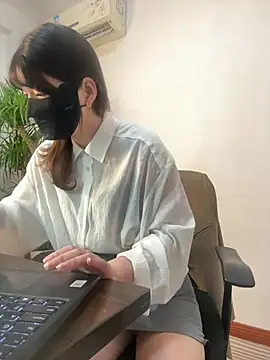 Snapshot of Annabody chatting on February 2025 04:25:01 AM Annabody online show from February 2025 04:25:01 AM