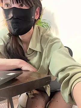 Snapshot of Annabody chatting on March 2025 07:10:01 AM Annabody online show from March 2025 07:10:01 AM