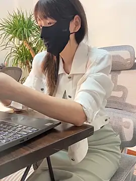 Snapshot of Annabody chatting on September 2025 07:13:02 AM Annabody online show from September 2025 07:13:02 AM