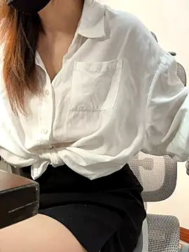 Snapshot of Annabody chatting on October 2025 06:46:02 AM Annabody online show from October 2025 06:46:02 AM