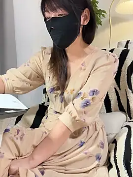 Snapshot of Annabody chatting on November 2025 05:12:01 PM Annabody online show from November 2025 05:12:01 PM