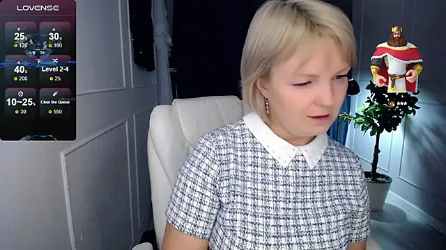 Juarnea online show from February 2025 08:24:01 PM