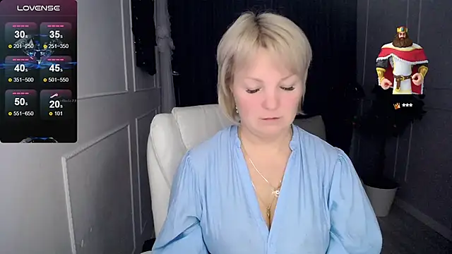 Juarnea online show from February 2025 01:11:02 PM