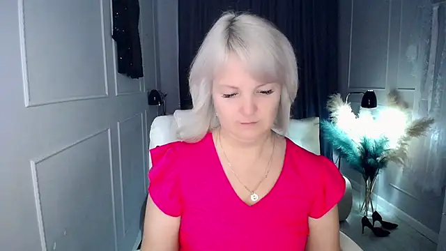 Juarnea online show from November 2025 07:08:01 AM