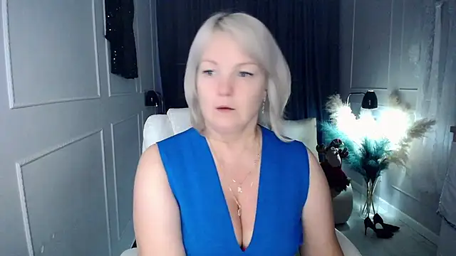 Juarnea online show from December 2025 08:08:02 AM